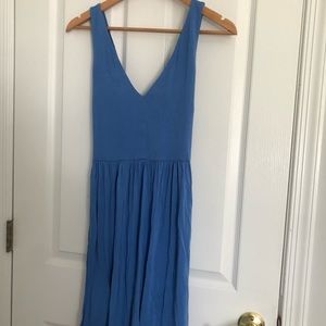 Blue dress with cutout back
